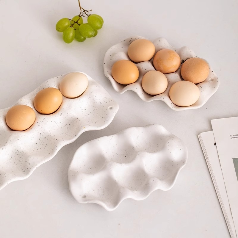 Prosty ceramiczny pojemnik na  – Egg Storage Holder recenzja i cena